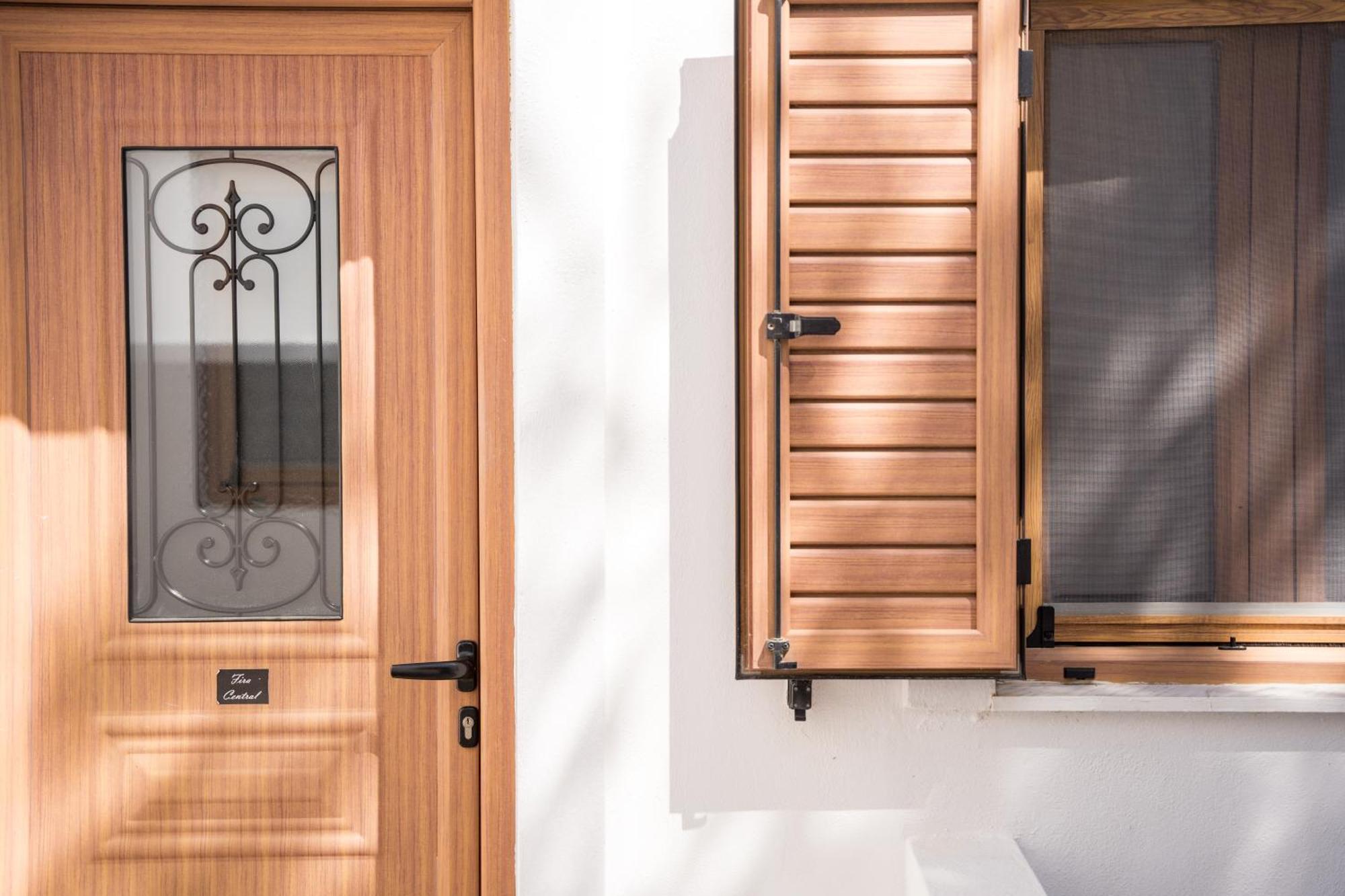 Cozy Budget Apartments In The Heart Of Fira Εξωτερικό φωτογραφία